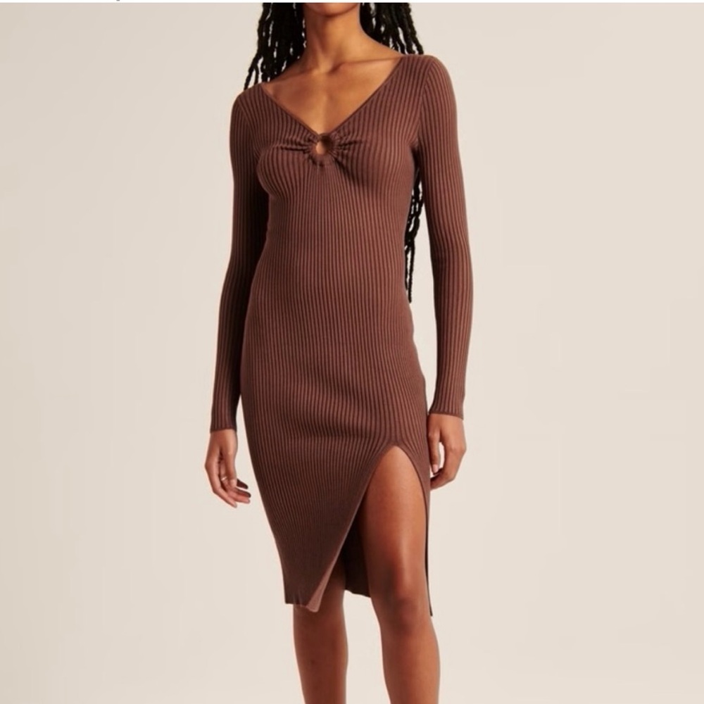 Abercrombie & Fitch Ribbed O Ring Long Sleeve Slit Sweater Midi Dress - small